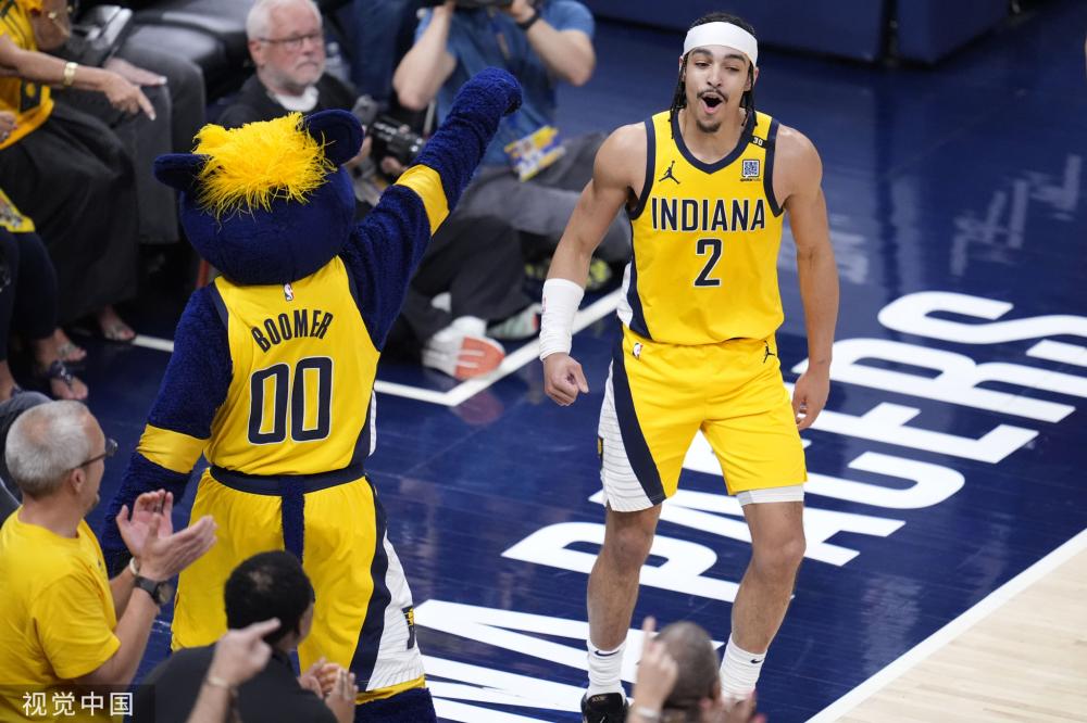 同样在借助 同样在借助