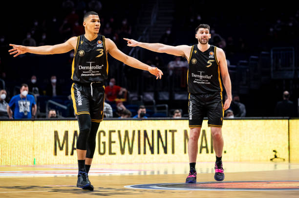 凭借图多列 凭借图多列